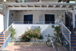 Гостиница Casa Azzurra  Алькамо Марина